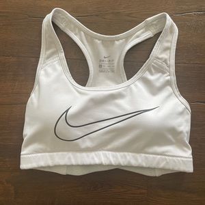 White Nike xs sports bra gently used